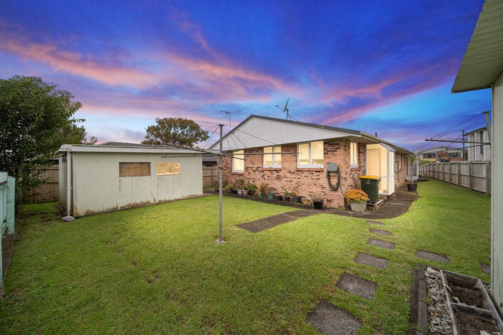 2/181 Gray Avenue, Papatoetoe, Auckland - Carousel 2