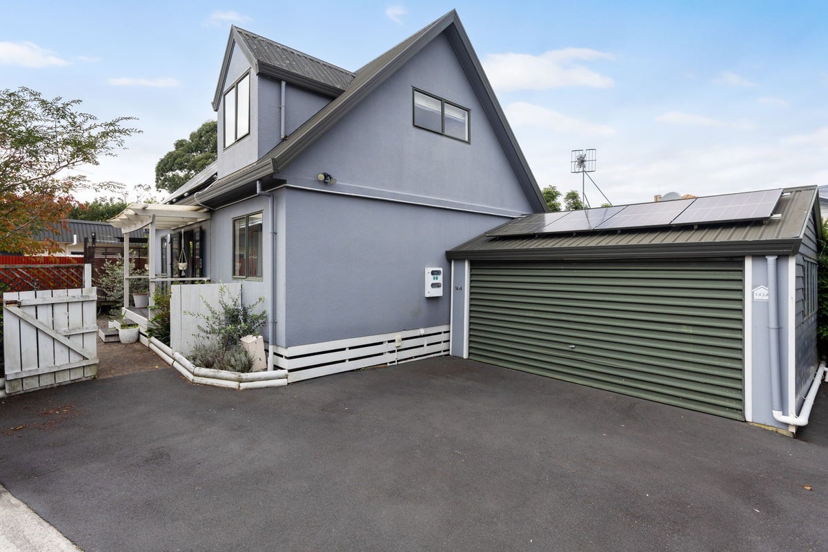 143A Maeroa Road, Maeroa, Hamilton - Carousel 1