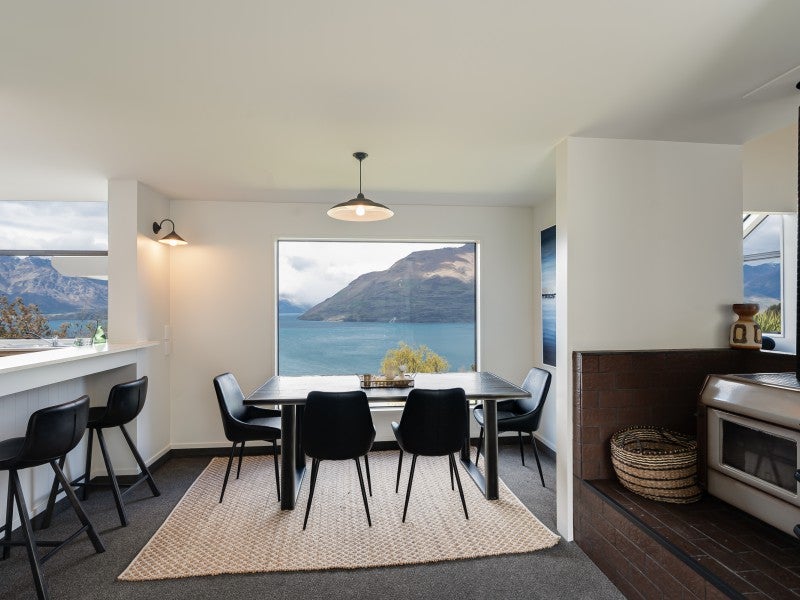 67 Wynyard Crescent, Fernhill, Queenstown - Carousel 2