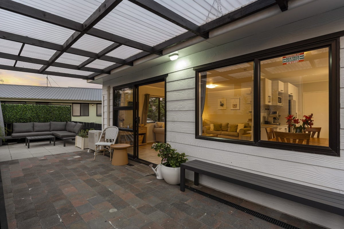 60A Commissariat Road, Mount Wellington, Auckland - Carousel 2