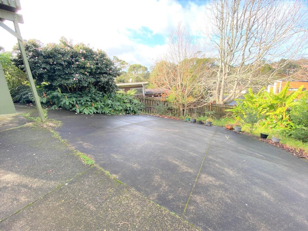 7 McQuoid Place, Glenfield, Auckland - Carousel 8