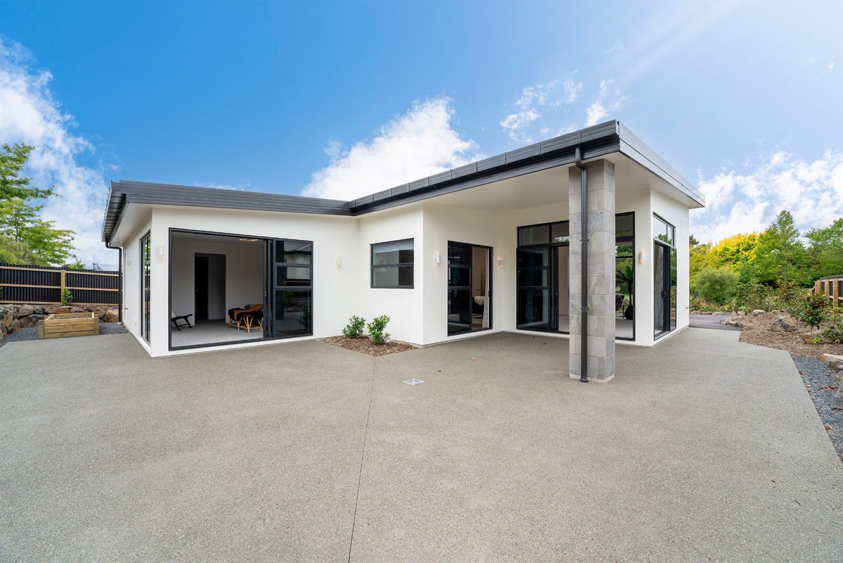 16 Lazarette Loop, Glenwood, Timaru - Carousel 1