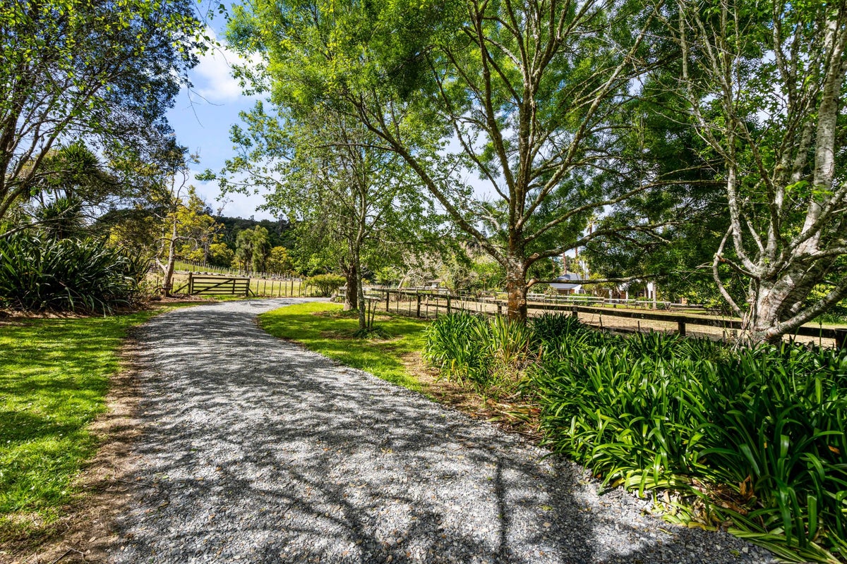 139 Kara Road, Whangarei - Carousel 2