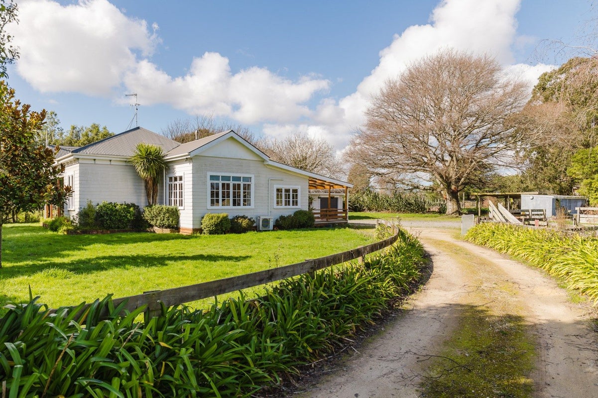 688 Scarborough Road, Mangamutu, Pahiatua - Carousel 1