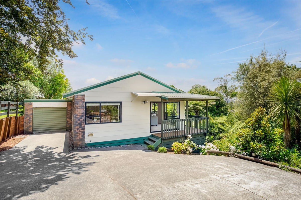 227A Don Buck Road, Massey, Auckland - Carousel 27