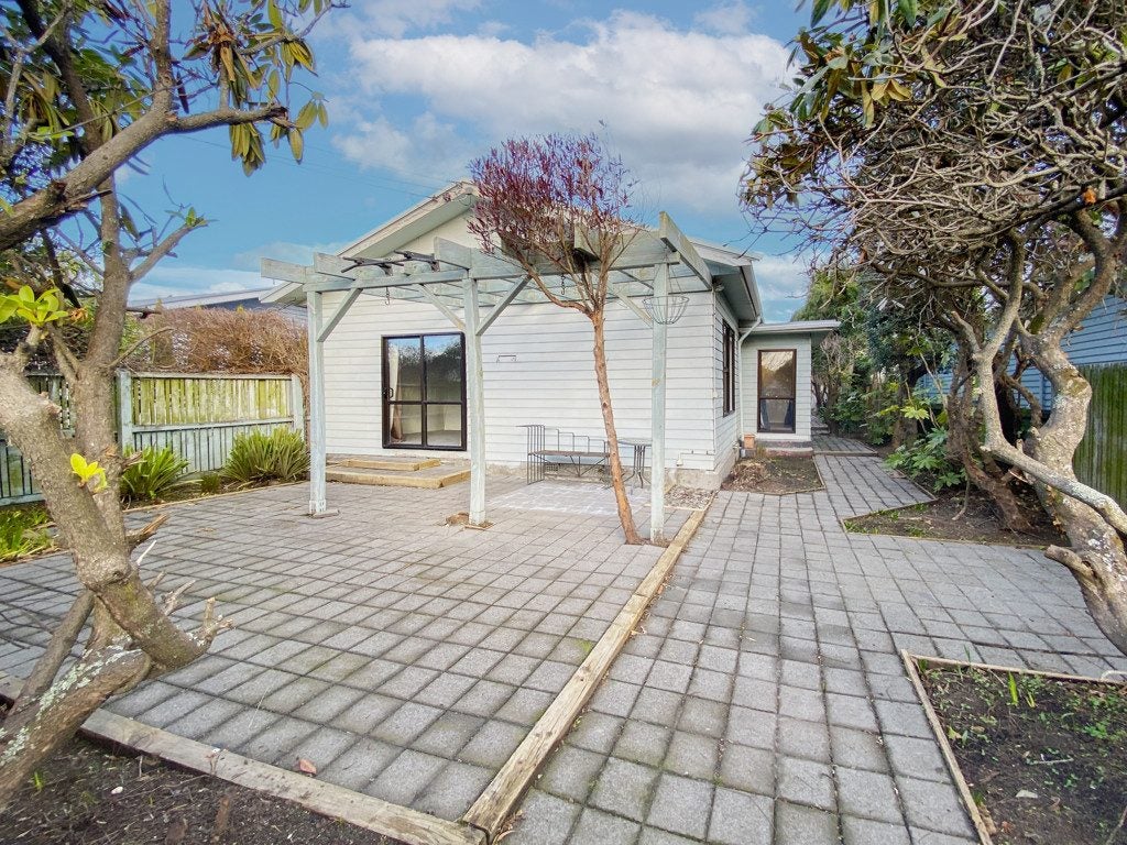 70 Martin Avenue, Beckenham, Christchurch - Carousel 2