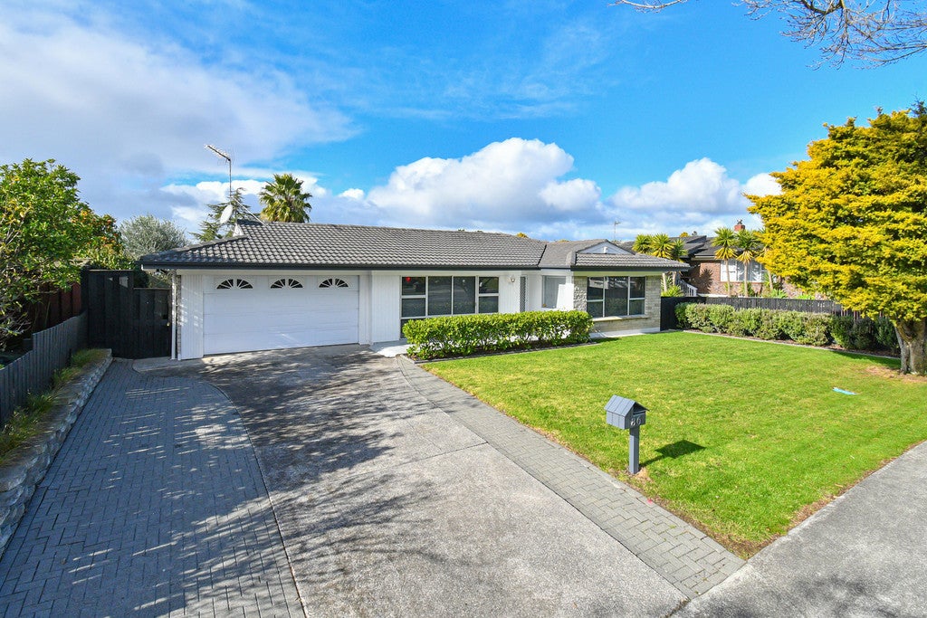 86 Ray Small Drive, Pahurehure, Papakura - Carousel 1