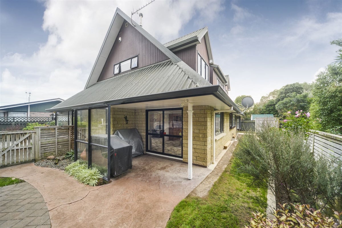 18 Hanmer Place, Highbury, Palmerston North - Carousel 2