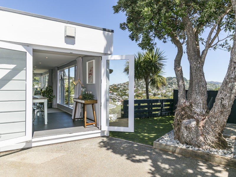 10A Iwi Street, Ngaio, Wellington - Carousel 2