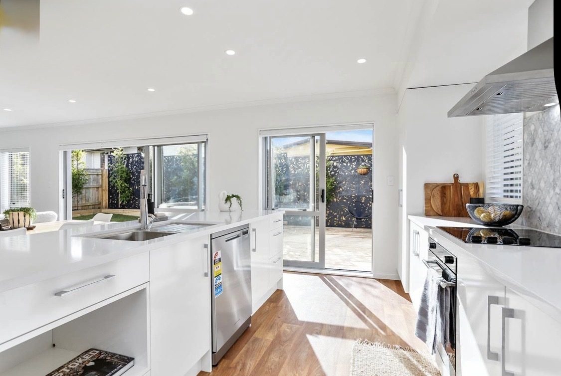31A Taikata Road, Te Atatu Peninsula, Auckland - Carousel 2