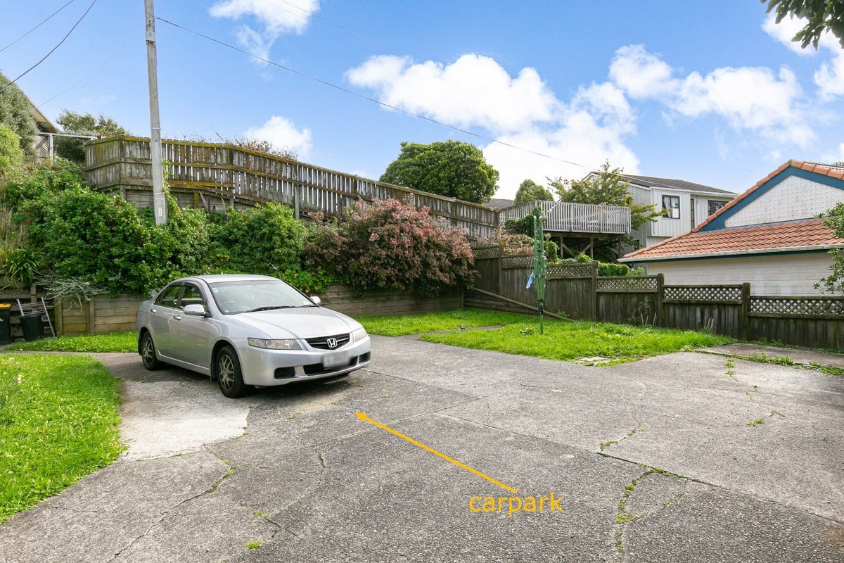 38A Hindmarsh Street, Johnsonville, Wellington - Carousel 10