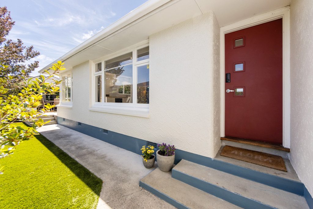 1/420 Memorial Avenue, Burnside, Christchurch - Carousel 2