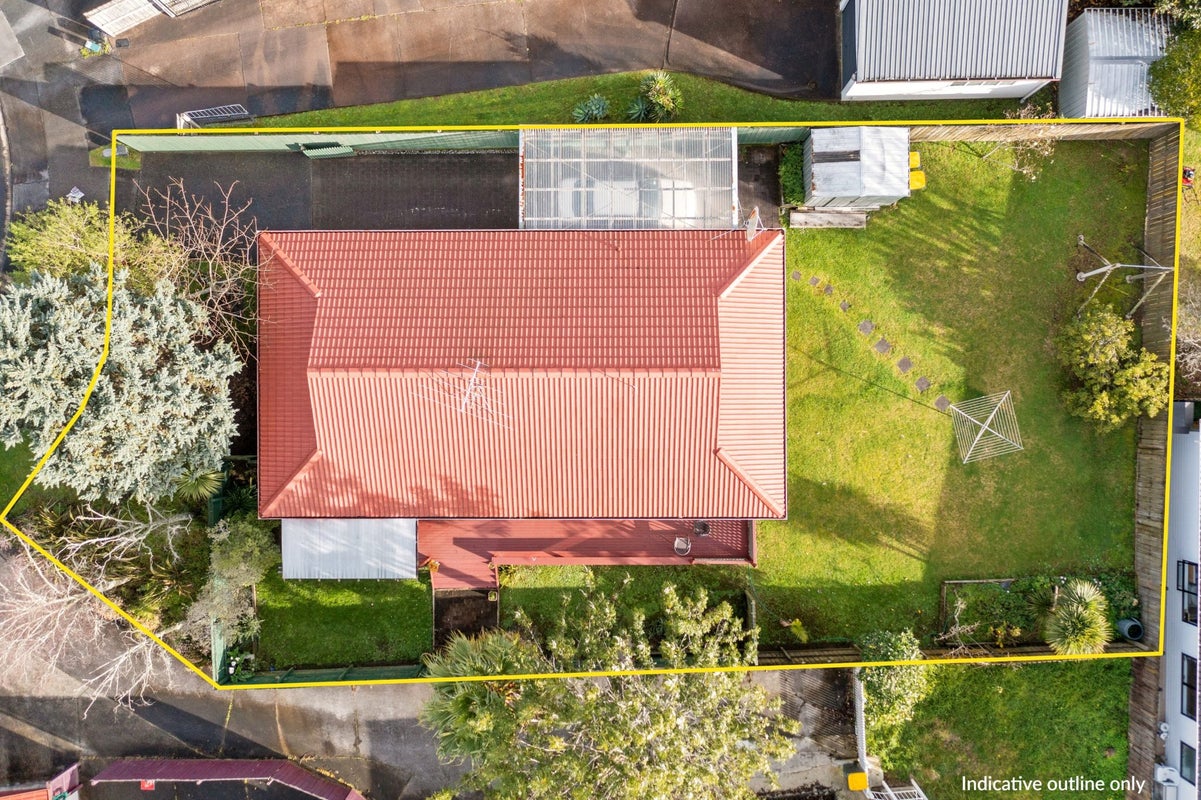 9 Sevilla Place, Unsworth Heights, Auckland - Carousel 2