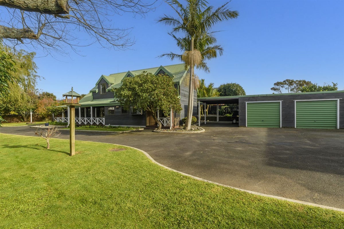 17 Idesia Grove, Matua, Tauranga - Carousel 2