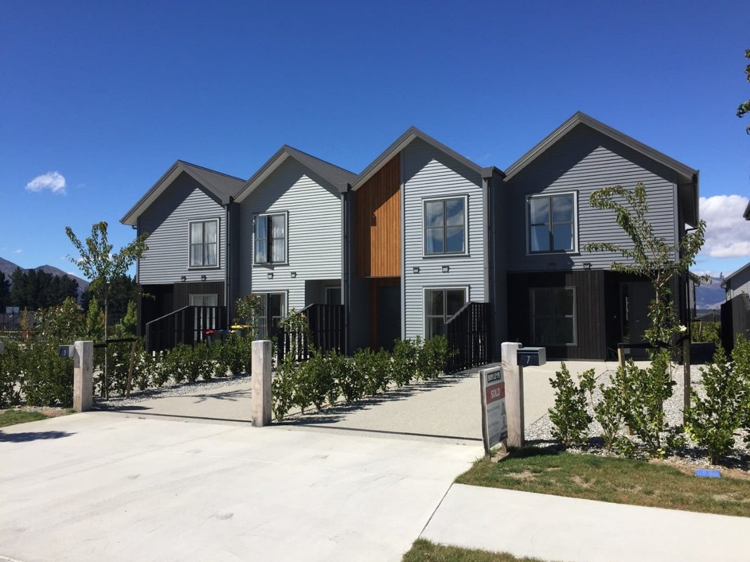 5 Mt Nicholas avenue, Wanaka, Queenstown - Carousel 2