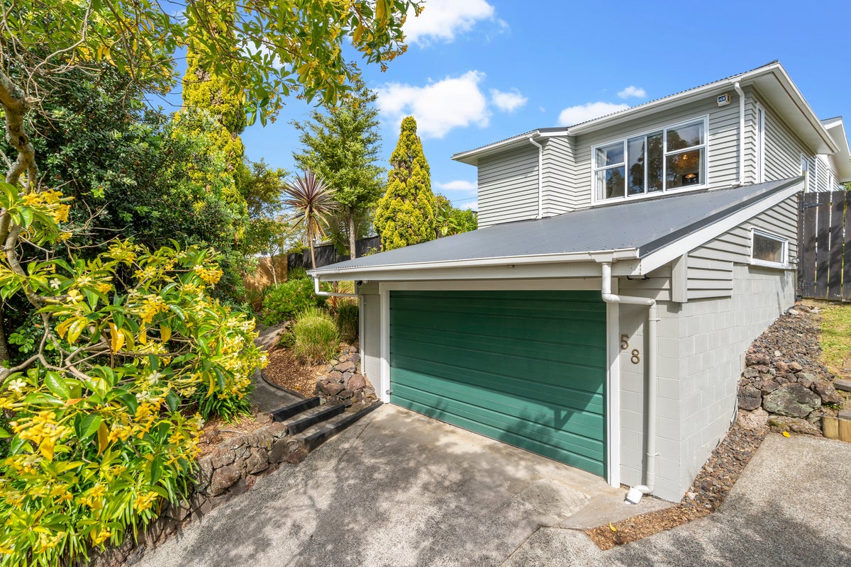 58 Kinross Street, Blockhouse Bay, Auckland - Carousel 2
