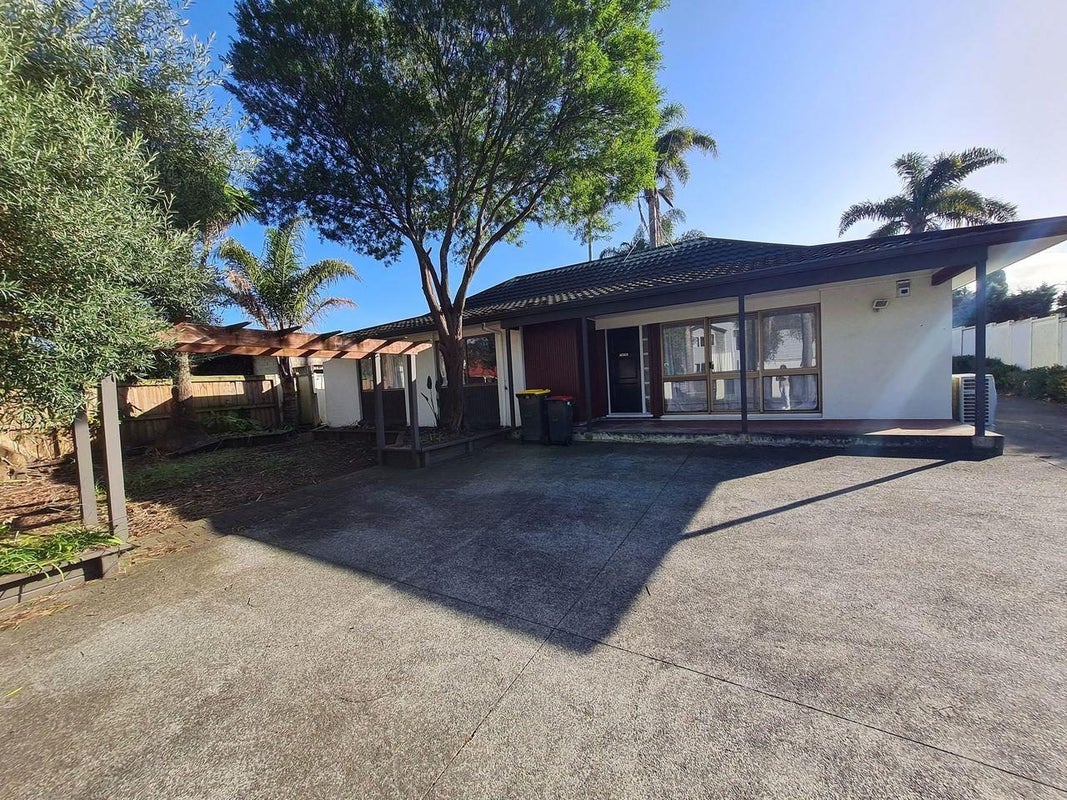 60 Sunderlands Road, Half Moon Bay, Auckland - Carousel 1
