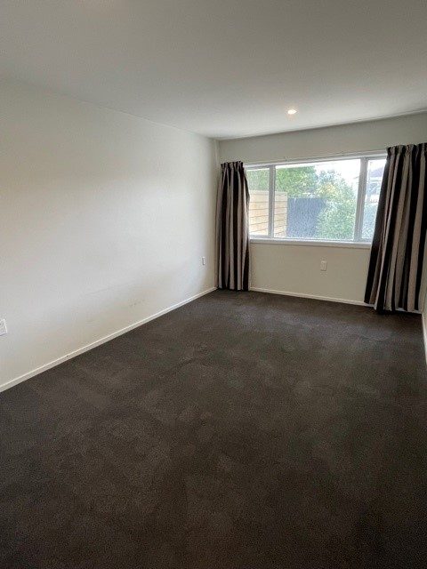 1/190 Rose Street, Somerfield, Christchurch - Carousel 2