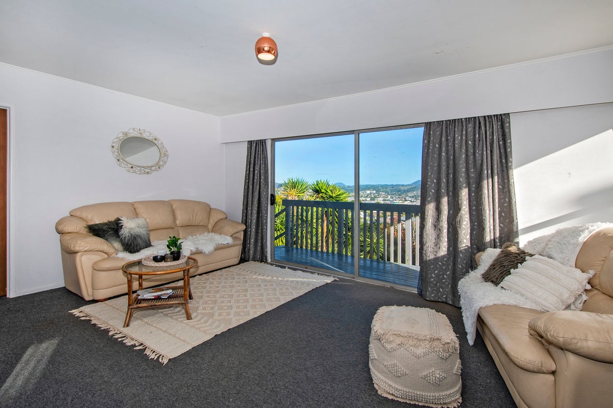 12A Bahama Place, Parahaki, Whangarei - Carousel 1