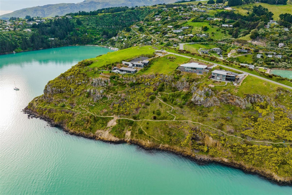 10 Ohinehau Lane, Charteris Bay, Governors Bay - Carousel 2