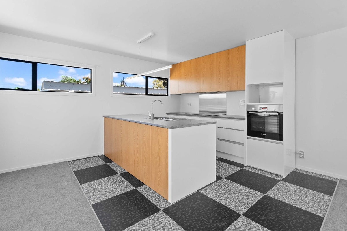 55 Hakanoa Street, Huntly, Huntly - Carousel 1