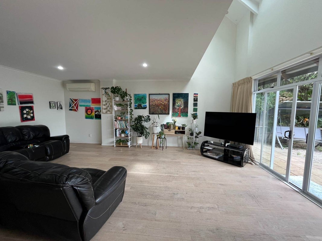 14A The Avenue, Albany, Auckland - Carousel 1
