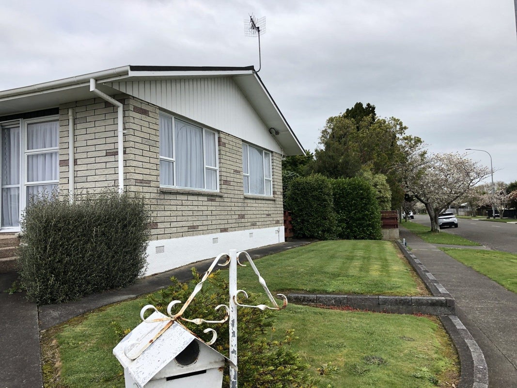 22 Mudgway Place, Awapuni, Palmerston North - Carousel 11
