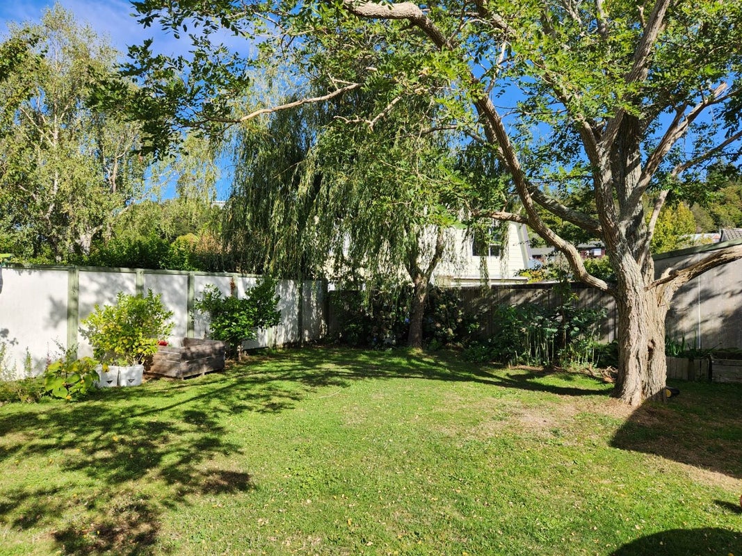 40 Gemstone Drive, Birchville, Upper Hutt - Carousel 14
