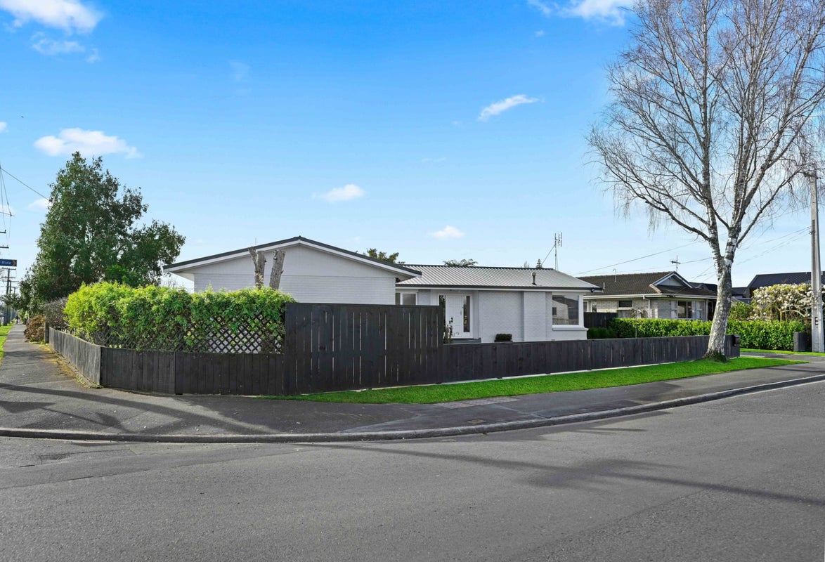 37 Braid Road, St Andrews, Hamilton - Carousel 32
