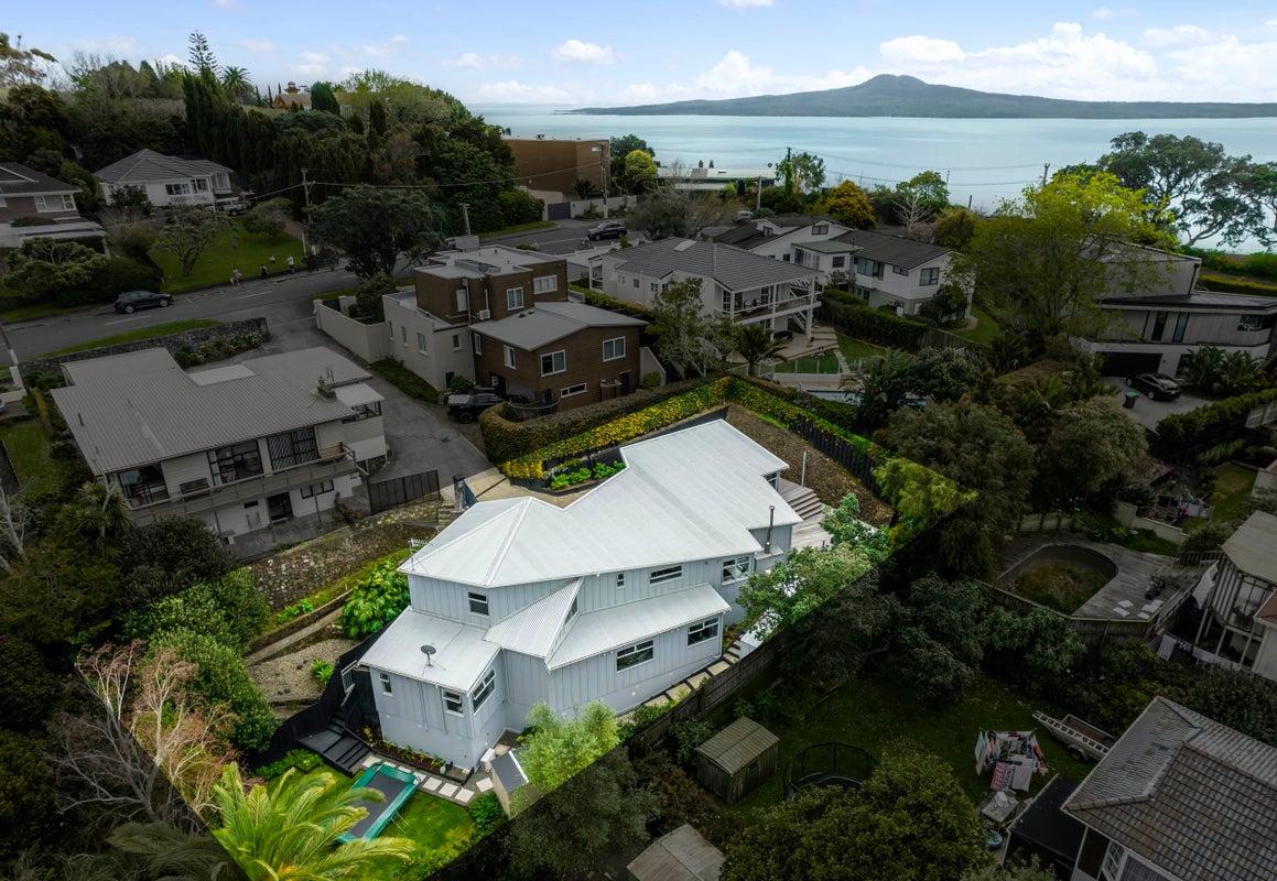 440A Riddell Road, Glendowie, Auckland - Carousel 2