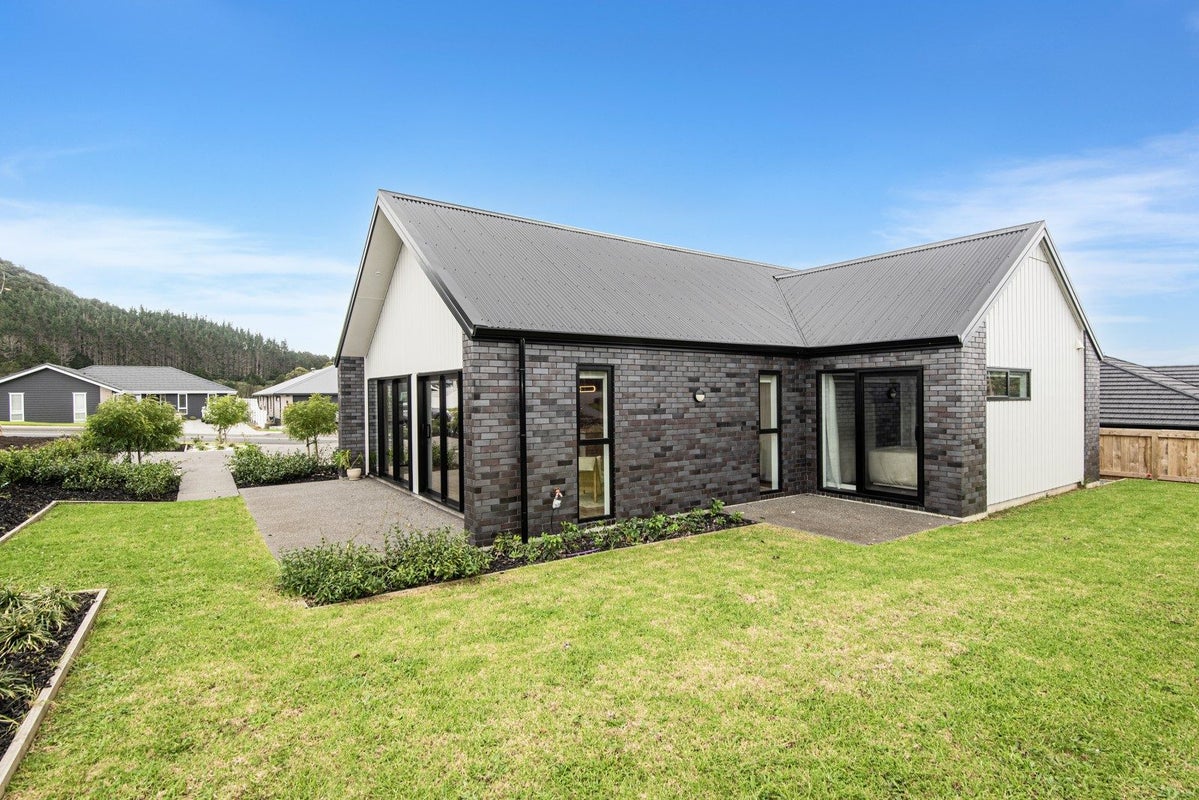 76 Rock Ridge Drive, Te Kamo, Whangarei - Carousel 2