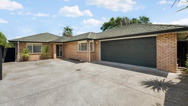69C Howe Street, Howick, Auckland - Carousel 1