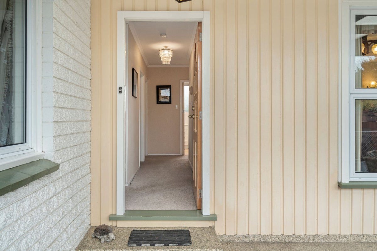 9 Bermuda Drive, Hornby, Christchurch - Carousel 21