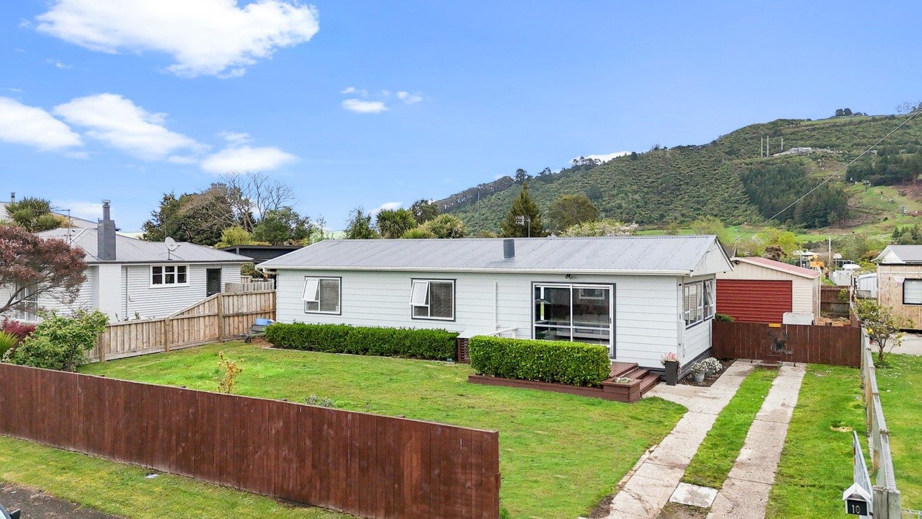 10 John Road, Fairy Springs, Rotorua - Carousel 1