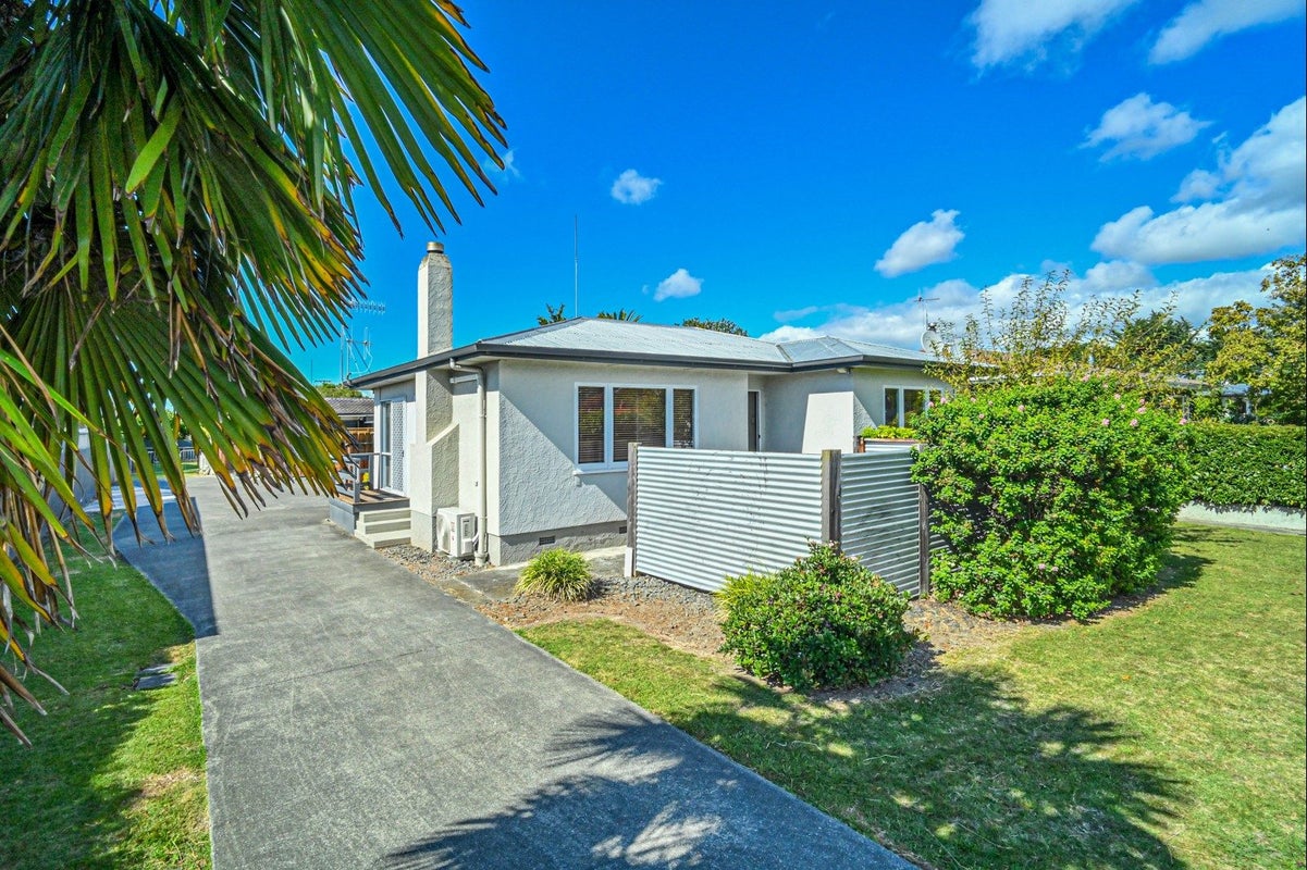 314 Kennedy Road, Onekawa, Napier - Carousel 1