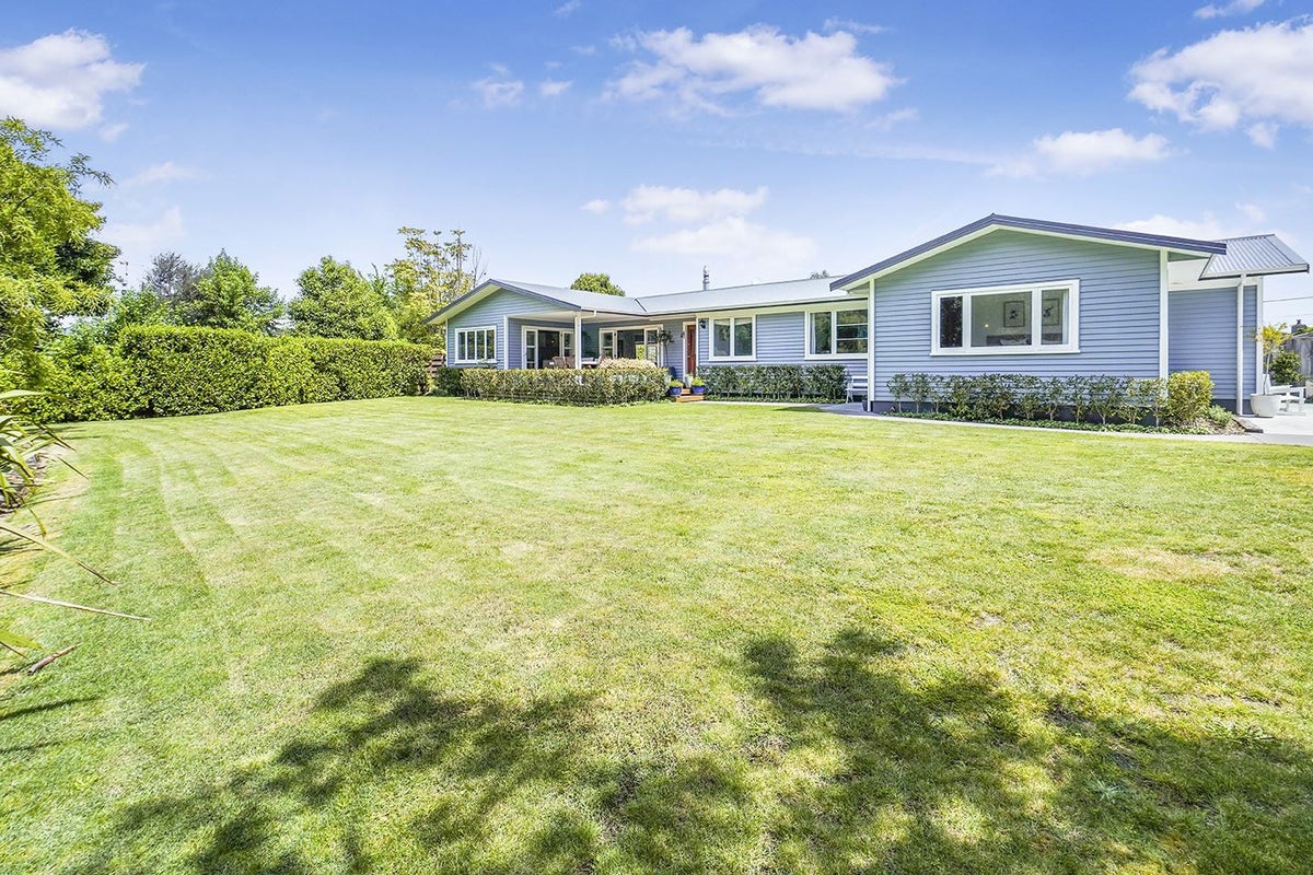 22 Carlyle Avenue, Chartwell, Hamilton - Carousel 1