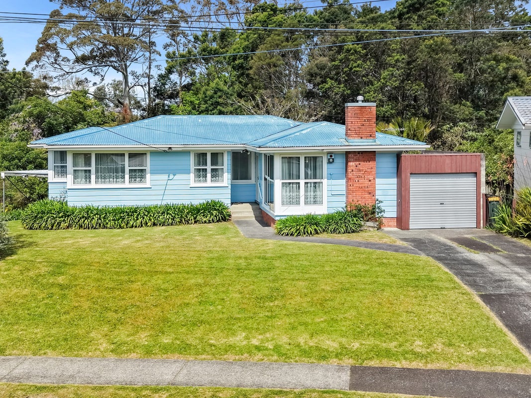 69 Woodside Road, Massey, Auckland - Carousel 1