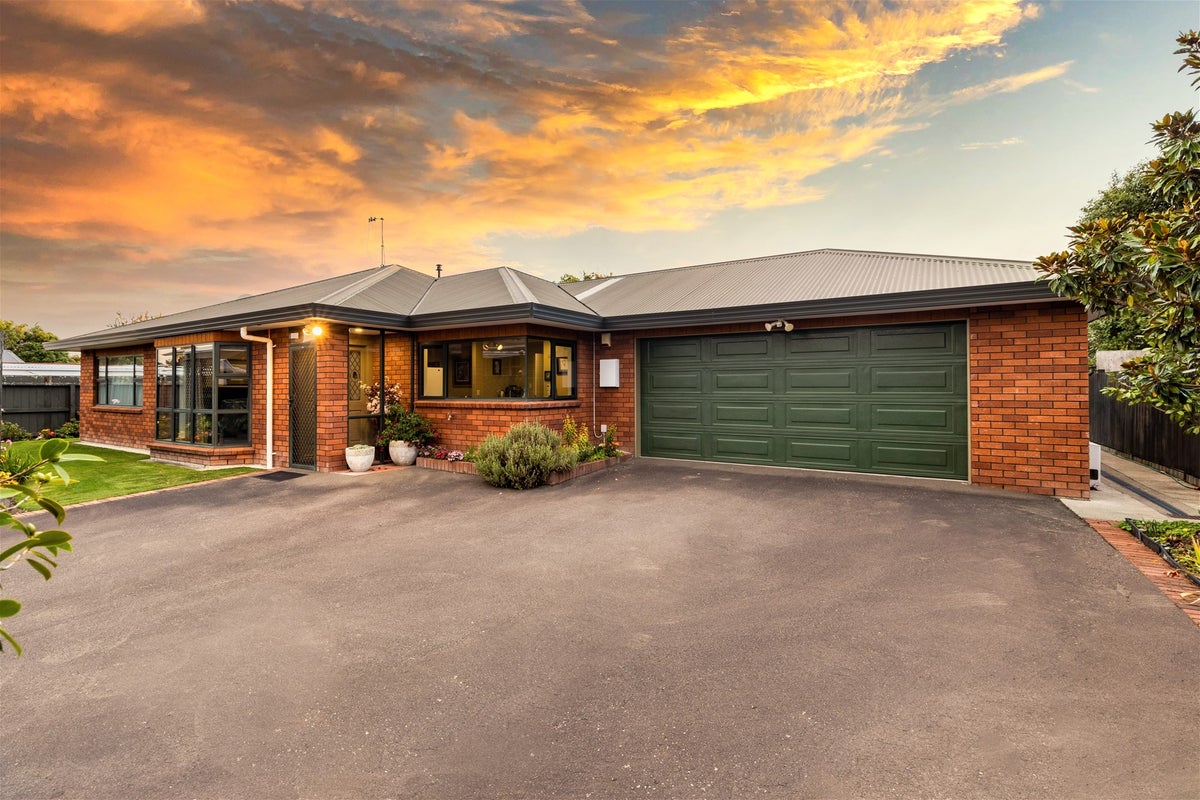 87 McGregor Street, Milson, Palmerston North - Carousel 1