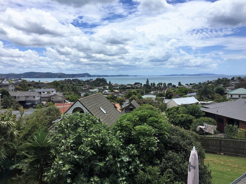 2/194 Whangaparaoa Road, Red Beach, Whangaparāoa - Carousel 1