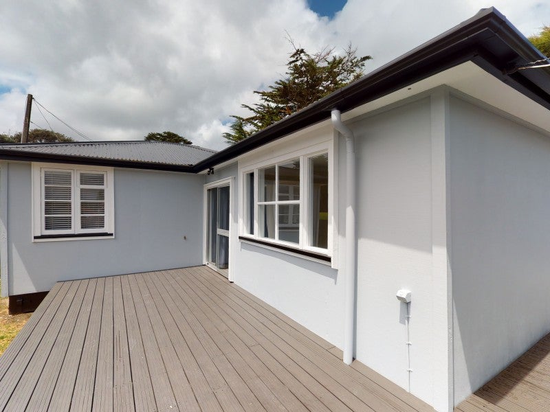 119 Kahukura Avenue, Waitarere Beach, Levin - Carousel 1