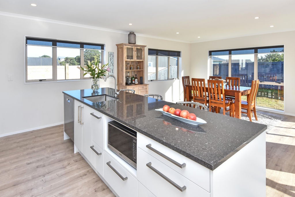 7A Goble Road, Clarks Beach, Pukekohe - Carousel 1