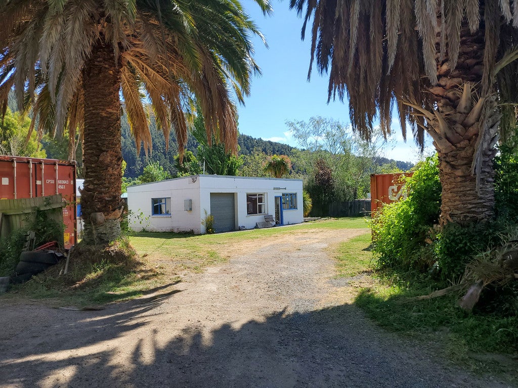 8 Purau Port Levy Road, Purau, Diamond Harbour - Carousel 1