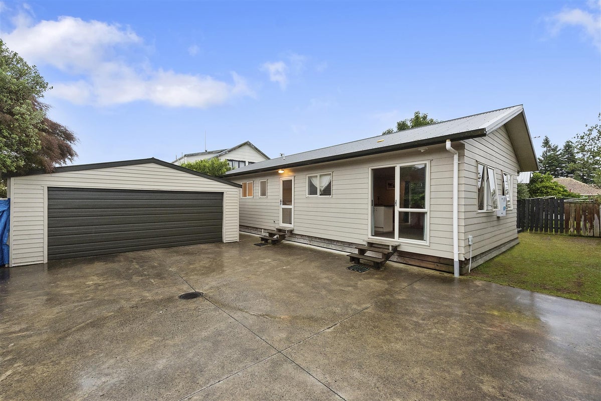 42A Norrie Street, Bader, Hamilton - Carousel 1