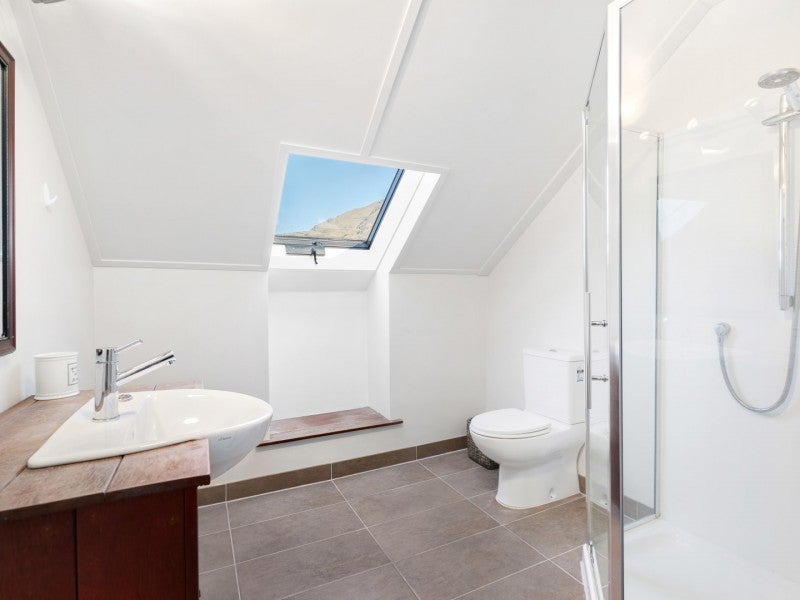 26 Atley Road, Arthurs Point, Queenstown - Carousel 23