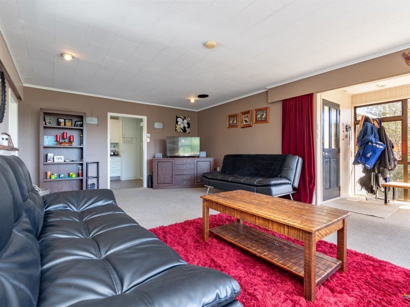 60 Arawhata Street, Ranui, Porirua - Carousel 2