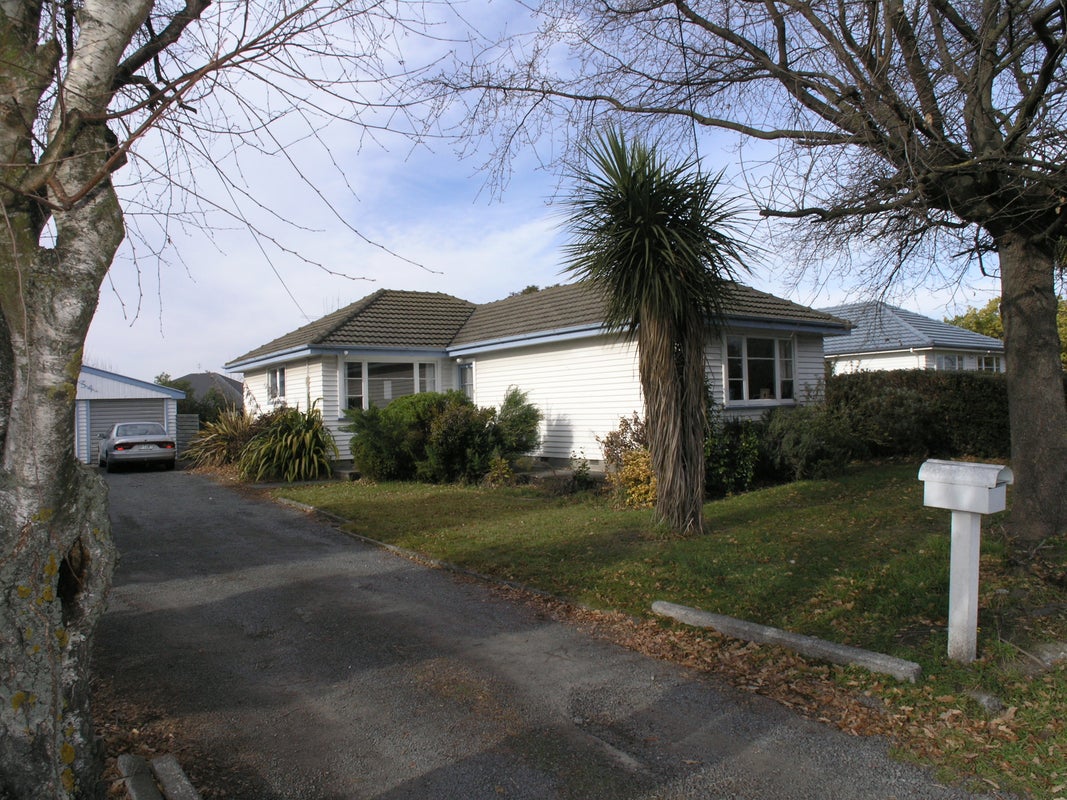 134 Gilberthorpes Road, Hei Hei, Christchurch - Carousel 1