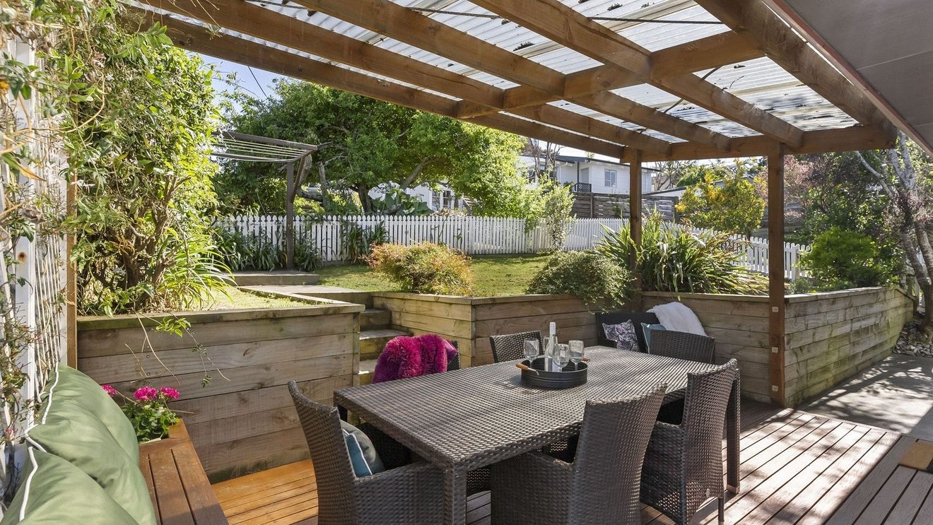 12B Penton Road, Stanmore Bay, Whangaparaoa - Carousel 1