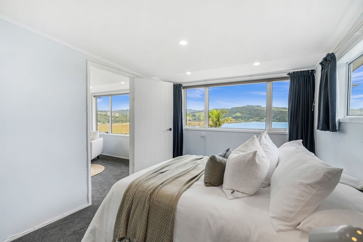 3 Hill Street, Onerahi, Whangarei - Carousel 2