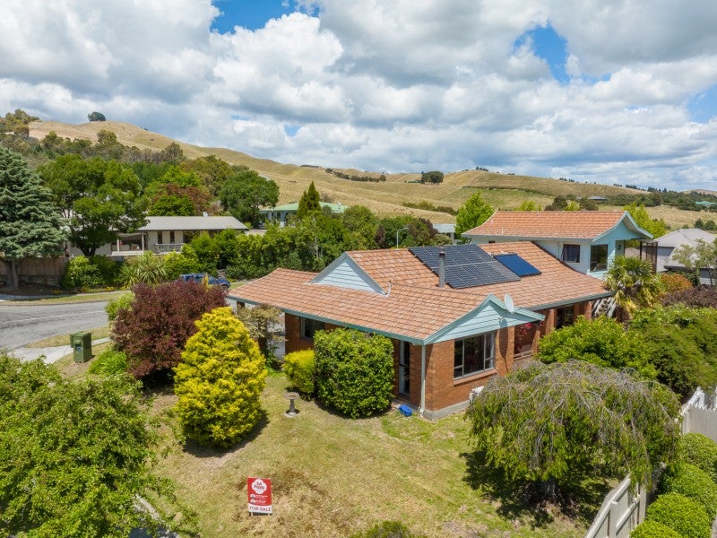 2 Solway Drive, Witherlea, Blenheim - Carousel 1