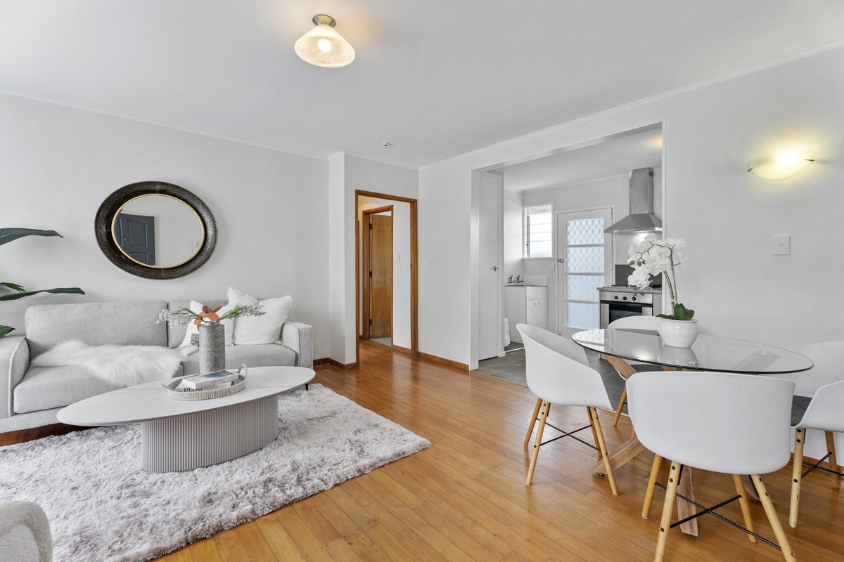 4/161A Grey Street, Onehunga, Auckland - Carousel 2